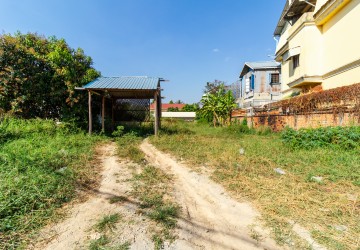 1,043 Sqm Land For Sale - Slor Kram, Siem Reap thumbnail