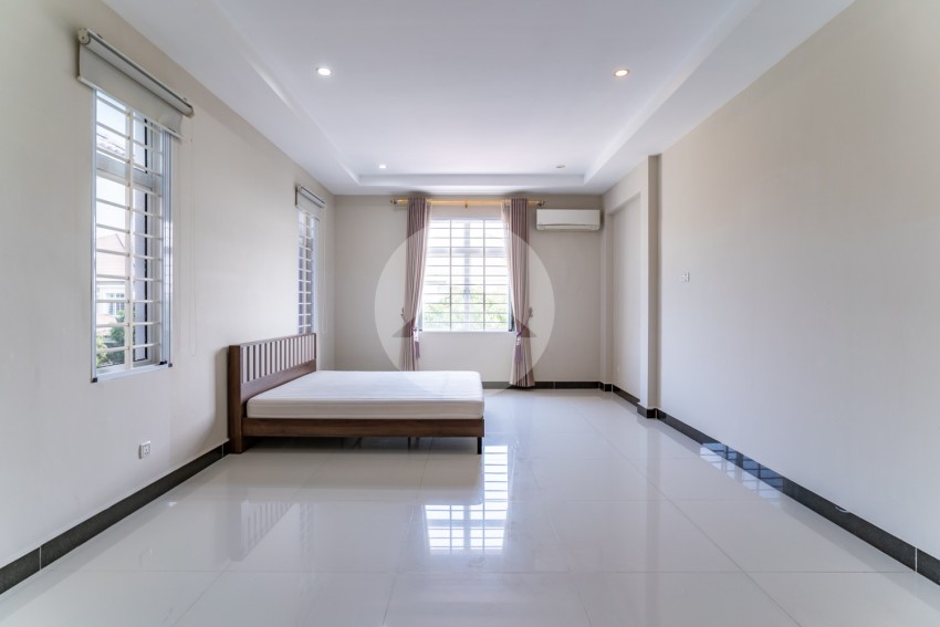 5 Bedroom Corner Villa For Rent - Borey Angkor Phnom Penh, Khmounh, Phnom Penh