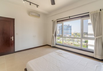 1 Bedroom Serviced Apartment For Rent - Tonle Bassac, Phnom Penh thumbnail