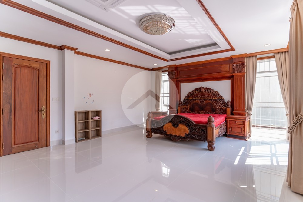 7 Bedroom Villa For Rent - Chip Mong, Phnom Penh Thmey, Phnom Penh - Image 11 7 Bedroom Villa For Rent - Chip Mong, Phnom Penh Thmey, Phnom Penh - Image 11