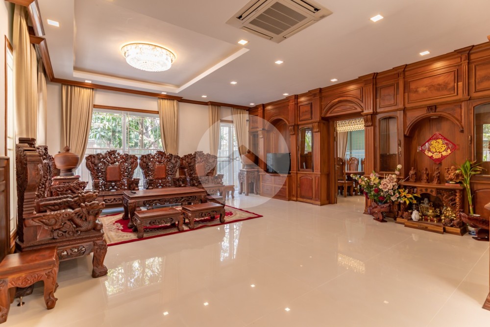7 Bedroom Villa For Rent - Chip Mong, Phnom Penh Thmey, Phnom Penh - Image 3 7 Bedroom Villa For Rent - Chip Mong, Phnom Penh Thmey, Phnom Penh - Image 3