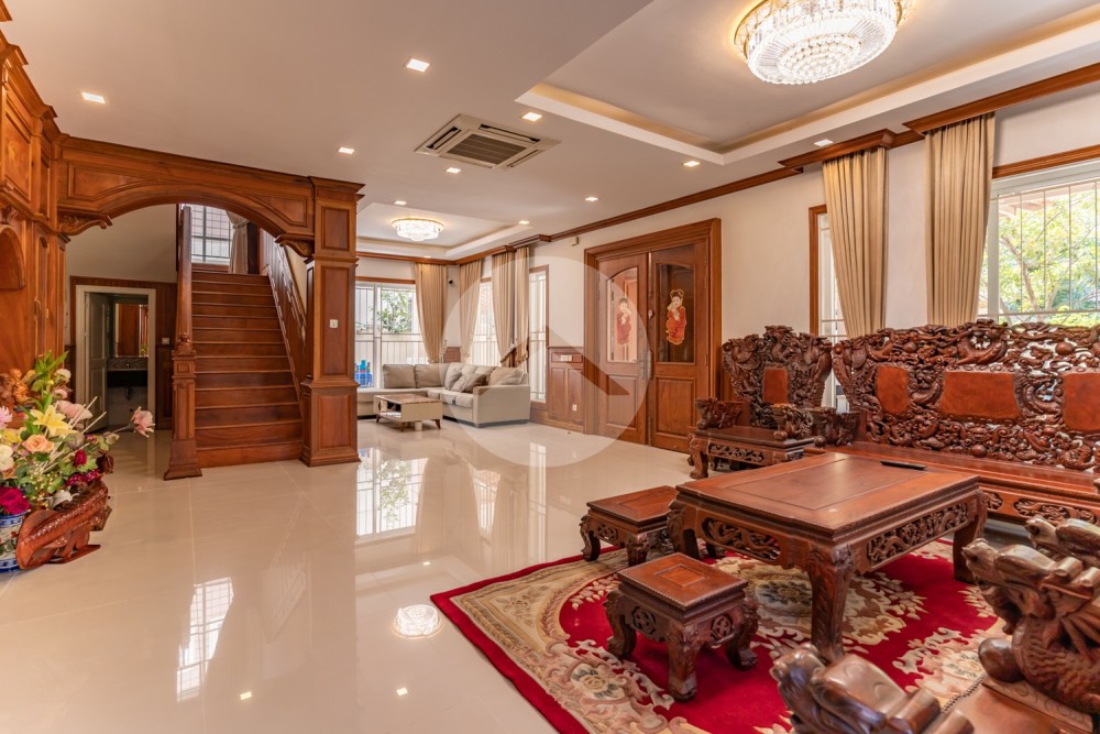 7 Bedroom Villa For Rent - Chip Mong, Phnom Penh Thmey, Phnom Penh - Image 2 7 Bedroom Villa For Rent - Chip Mong, Phnom Penh Thmey, Phnom Penh - Image 2
