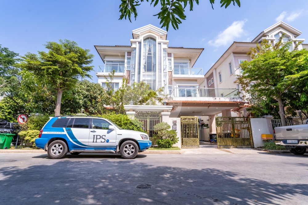 7 Bedroom Villa For Rent - Chip Mong, Phnom Penh Thmey, Phnom Penh 7 Bedroom Villa For Rent - Chip Mong, Phnom Penh Thmey, Phnom Penh