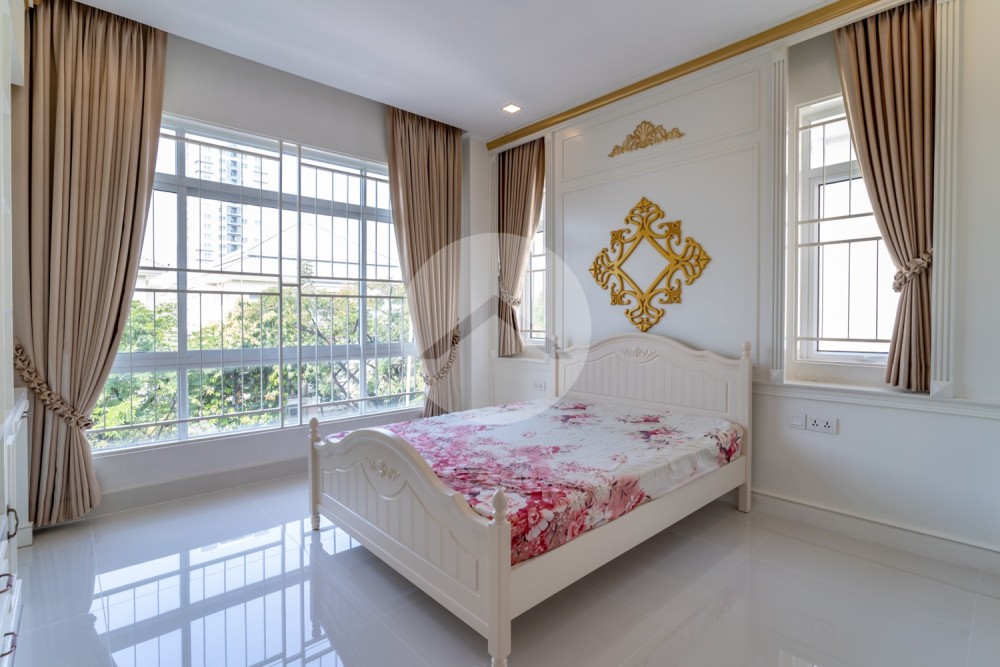 7 Bedroom Villa For Rent - Chip Mong, Phnom Penh Thmey, Phnom Penh - Image 23 7 Bedroom Villa For Rent - Chip Mong, Phnom Penh Thmey, Phnom Penh - Image 23