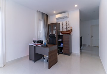 5 Bedroom Queen B2 Villa For Sale -  Chip Mong Central Park Grand, Phnom Penh Thmey, Phnom Penh thumbnail