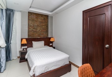 30 Room Hotel For Rent - Tonle Bassac, Phnom Penh thumbnail