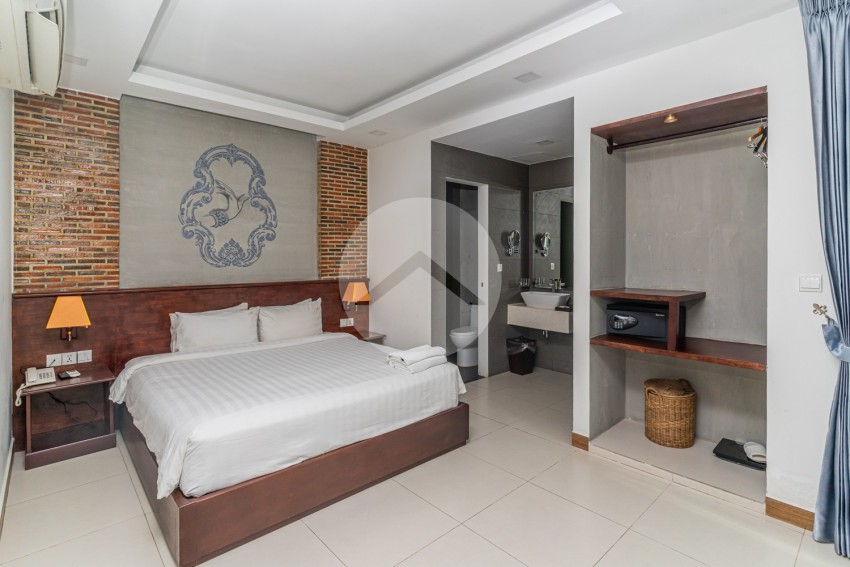 30 Room Hotel For Rent - Tonle Bassac, Phnom Penh