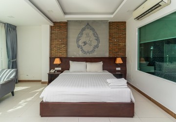 30 Room Hotel For Rent - Tonle Bassac, Phnom Penh thumbnail