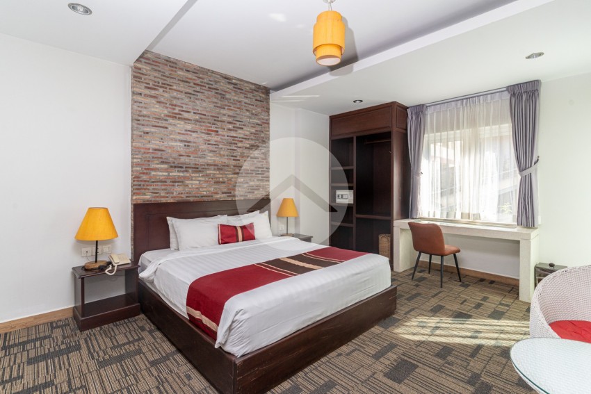 30 Room Hotel For Rent - Tonle Bassac, Phnom Penh