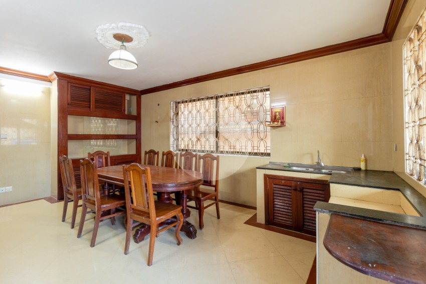 6 Bedroom Commercial Villa For Rent - Sala Kamreuk, Siem Reap