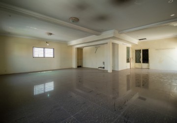 6 Bedroom Commercial Villa For Rent - Sala Kamreuk, Siem Reap thumbnail