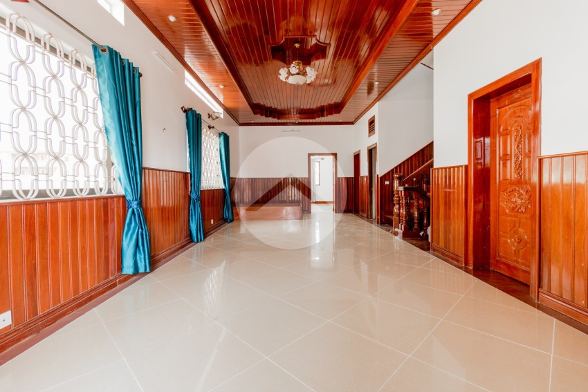 6 Bedroom Commercial Villa For Rent - Sala Kamreuk, Siem Reap