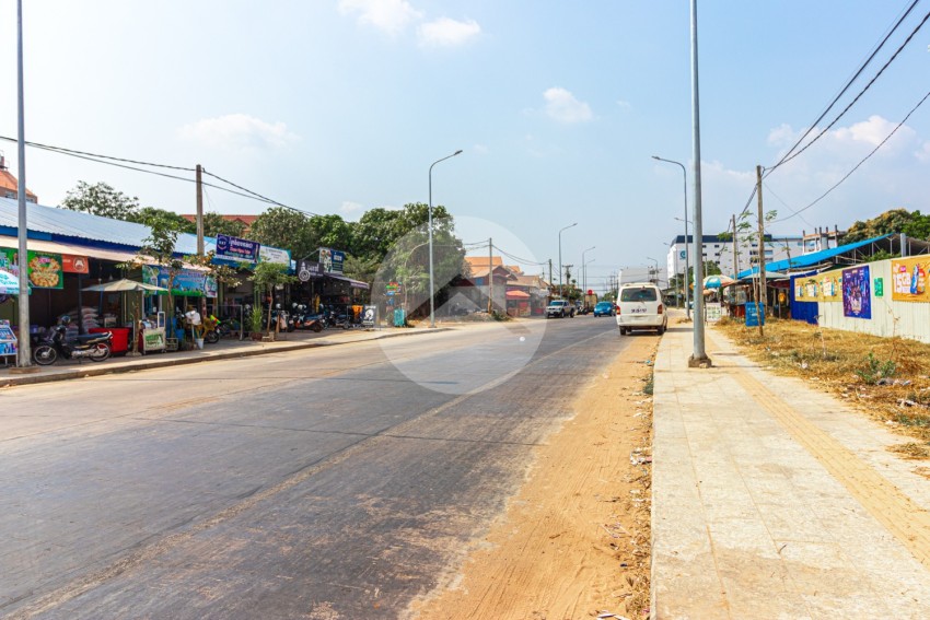 558 Sqm Warehouse For Rent - Svay Dangkum, Siem Reap