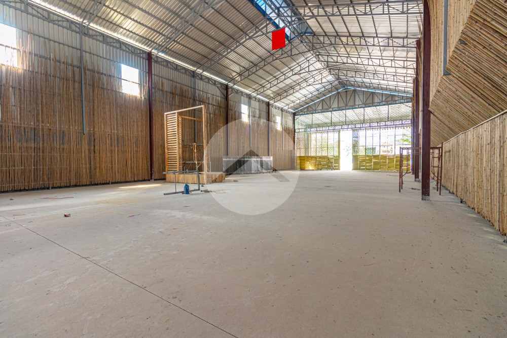 558 Sqm Warehouse For Rent - Svay Dangkum, Siem Reap - Image 11