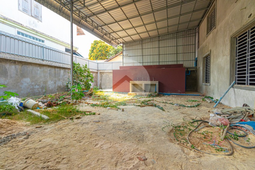 558 Sqm Warehouse For Rent - Svay Dangkum, Siem Reap