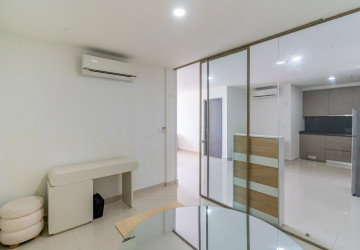 2 Bedroom Condo  For Rent - The Peak,  Tonle Bassac, Phnom Penh thumbnail