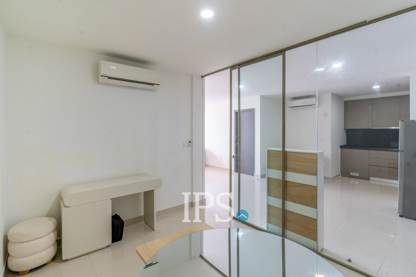 2 Bedroom Condo  For Rent - The Peak,  Tonle Bassac, Phnom Penh