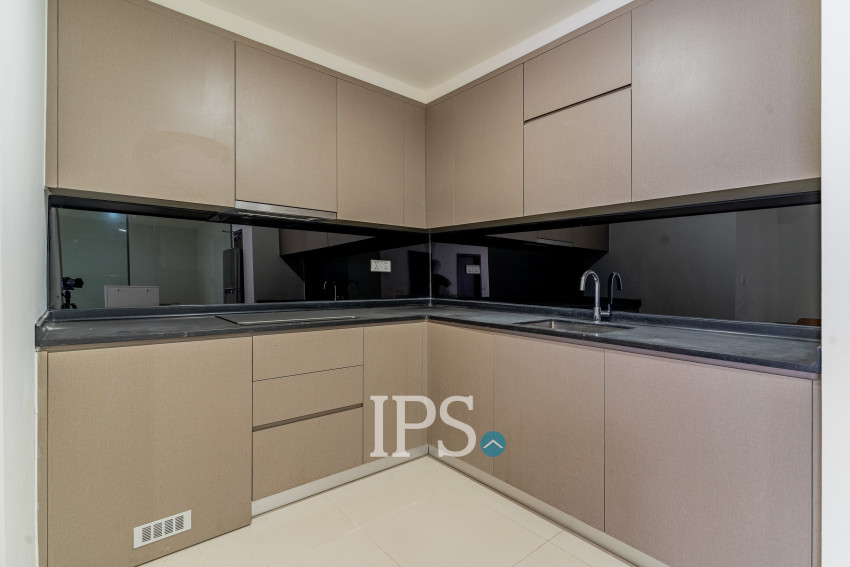 2 Bedroom Condo For Rent - The Peak, Tonle Bassac, Phnom Penh