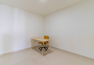 2 Bedroom Condo  For Rent - The Peak,  Tonle Bassac, Phnom Penh thumbnail