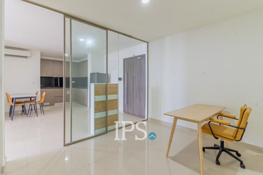 2 Bedroom Condo For Rent - The Peak, Tonle Bassac, Phnom Penh
