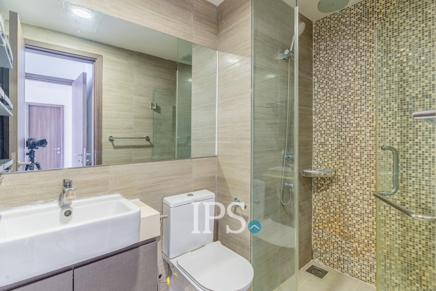2 Bedroom Condo For Rent - The Peak, Tonle Bassac, Phnom Penh