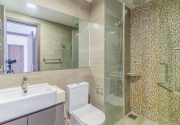 2 Bedroom Condo  For Rent - The Peak,  Tonle Bassac, Phnom Penh thumbnail