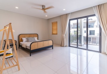 4 Bedroom Villa Klem For Rent - Chankiri Palm Creek, Preaek Kampues, Phnom Penh thumbnail