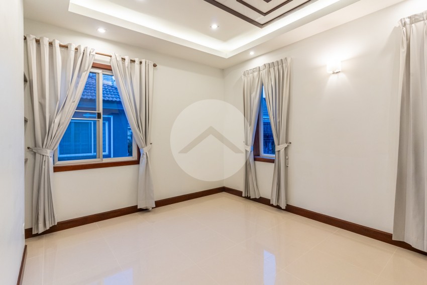 5 Bedroom Villa For Rent - Bassac Garden City, Tonle Bassac, Phnom Penh