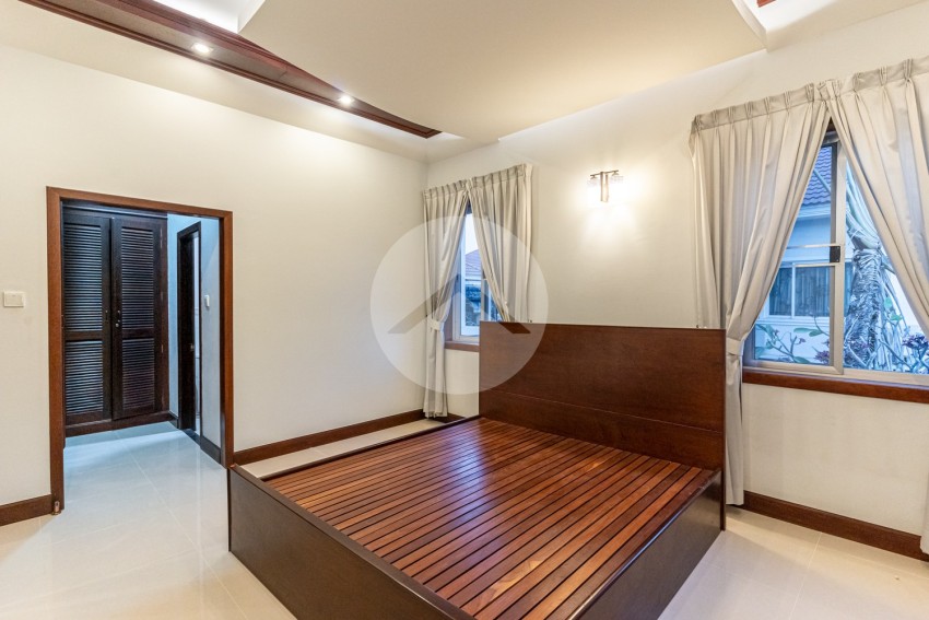 5 Bedroom Villa For Rent - Bassac Garden City, Tonle Bassac, Phnom Penh