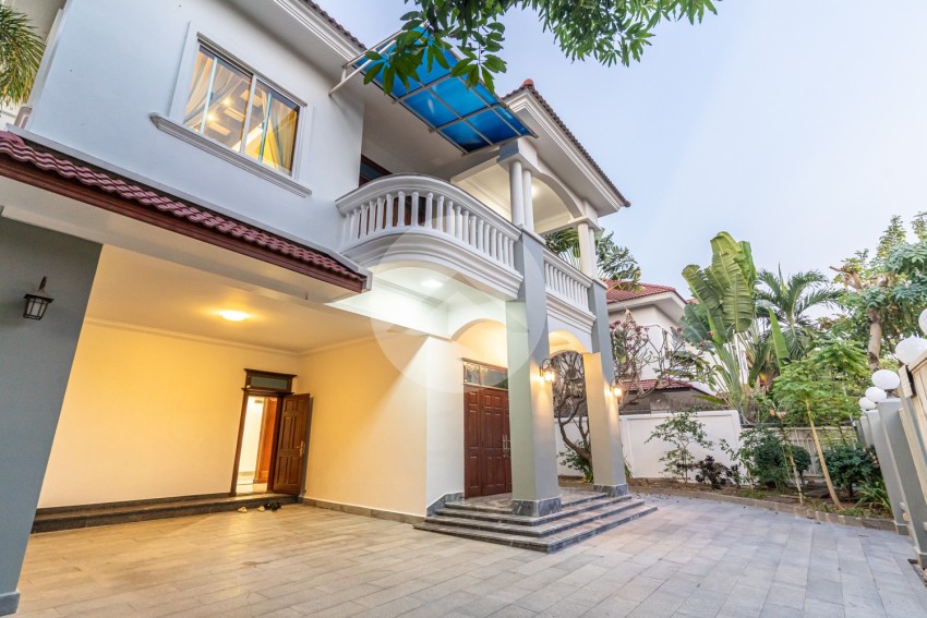 5 Bedroom Villa For Rent - Bassac Garden City, Tonle Bassac, Phnom Penh