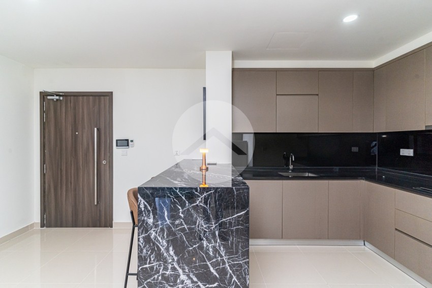 1 Bedroom Condo For Rent - The Peak, Tonle Bassac, Phnom Penh