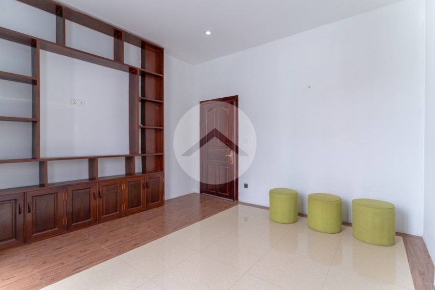 2 Bedroom Apartment For Rent - Toul Tum Poung 1, Phnom Penh