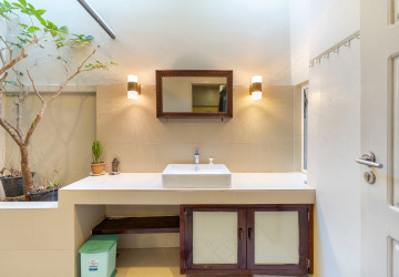 1 Bedroom Apartment For Rent - Sala Kamreuk, Siem Reap thumbnail