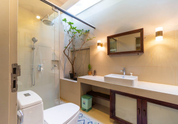 1 Bedroom Apartment For Rent - Sala Kamreuk, Siem Reap thumbnail