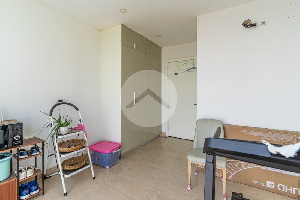 6th Floor 2 Bedroom Condo For Sale - Mekong View Tower 3, Chroy Changvar, Phnom Penh - Image 12
