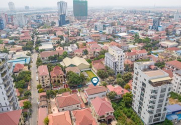 7 Bedroom Villa For Rent - Phsar Daeum Thkov, Phnom Penh thumbnail