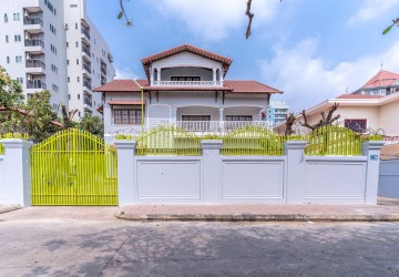 7 Bedroom Villa For Rent - Phsar Daeum Thkov, Phnom Penh thumbnail