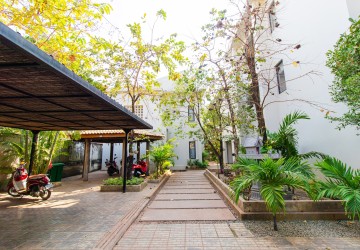 1 Bedroom Apartment For Rent - Svay Dangkum, Siem Reap thumbnail