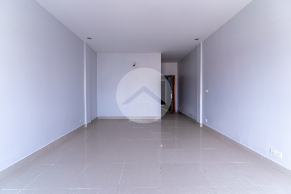 5 Storey Commercial Shophouse For Rent - BKK3, Phnom Penh - Image 16