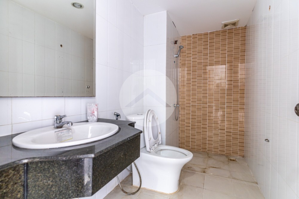 5 Storey Commercial Shophouse For Rent - BKK3, Phnom Penh - Image 17