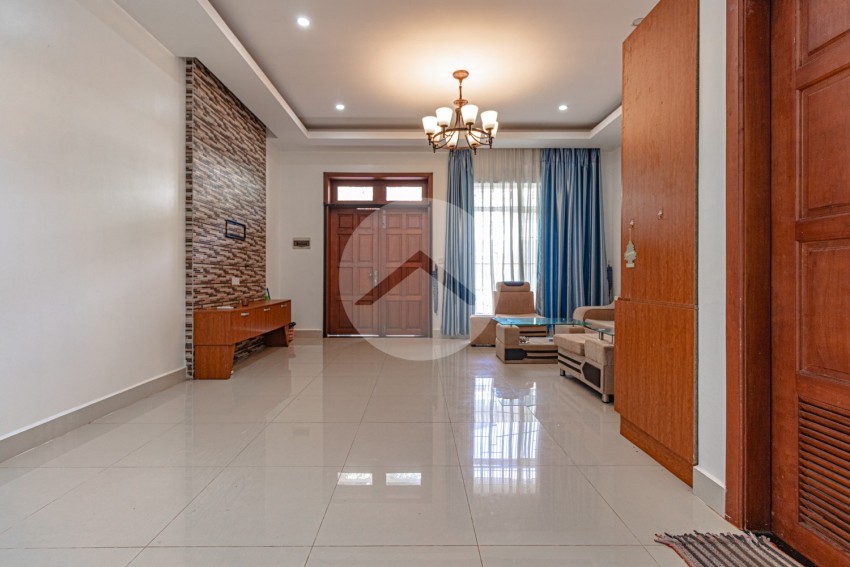 3 Bedroom House For Sale - Borey Premier, Svay Dangkum, Siem Reap