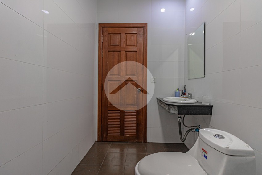 3 Bedroom House For Sale - Borey Premier, Svay Dangkum, Siem Reap