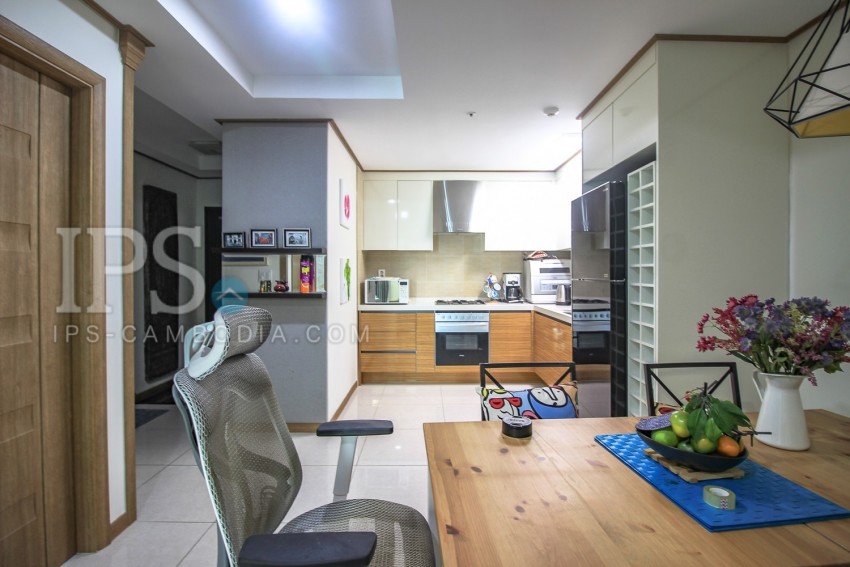 11th Floor 1 Bedroom Condo For Sale - De Castle Royal, BKK1, Phnom Penh