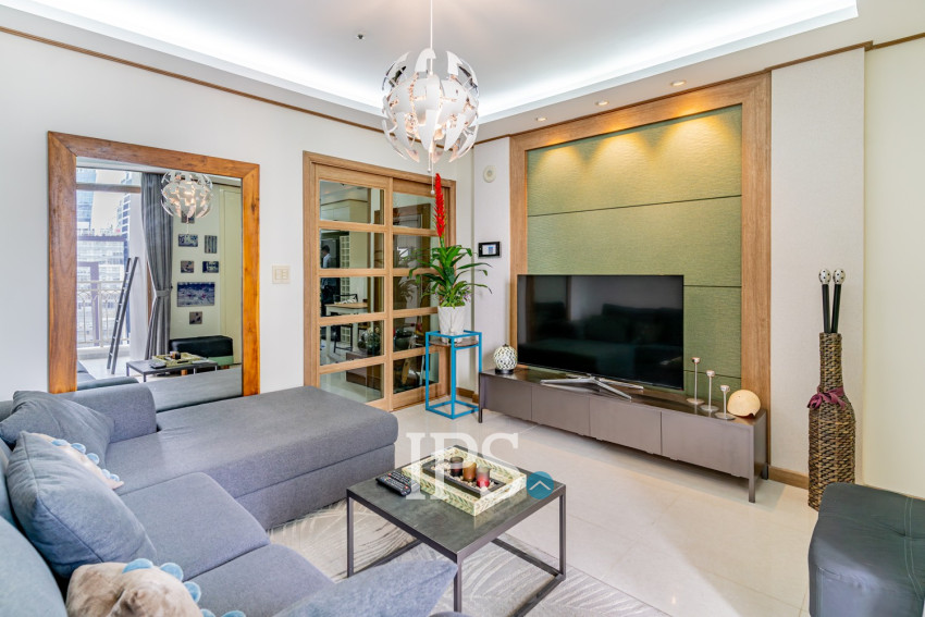 11th Floor 1 Bedroom Condo For Sale - De Castle Royal, BKK1, Phnom Penh