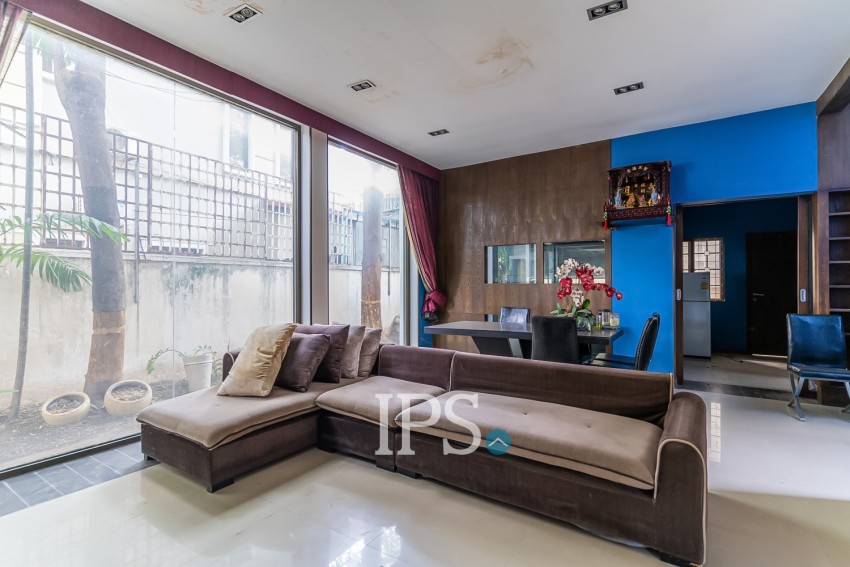 4 Bedroom Villa For Sale - Borey Sunway, Boeung Kak II, Phnom Penh