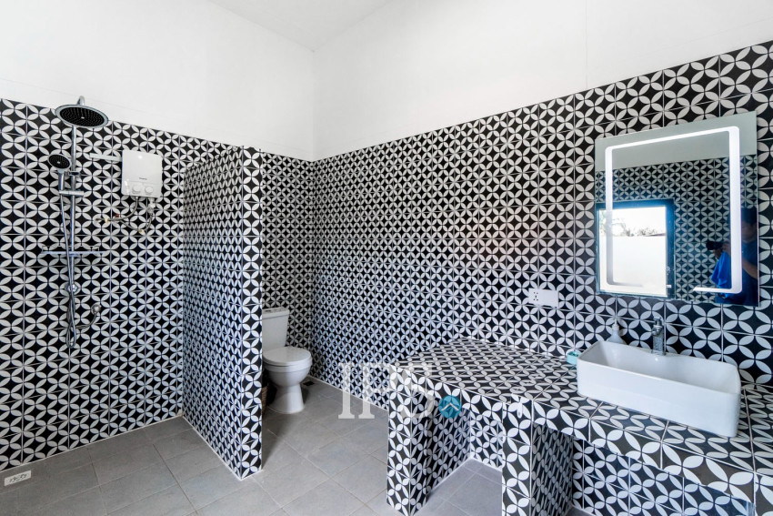 4 Bedroom House For Sale - Krabei Riel, Siem Reap