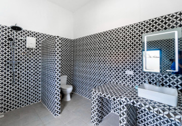 4 Bedroom House For Sale - Krabei Riel, Siem Reap thumbnail