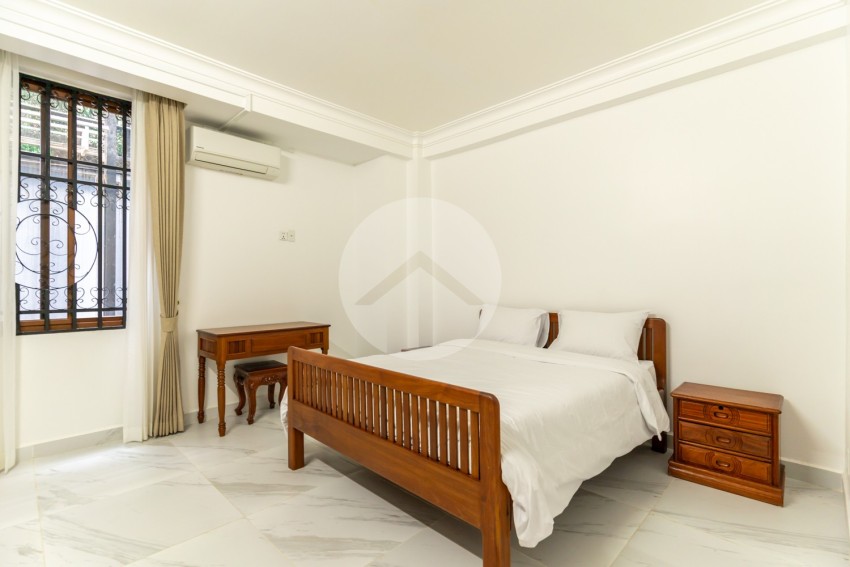 2 Bedroom Serviced Apartment For Rent - BKK1, Phnom Penh