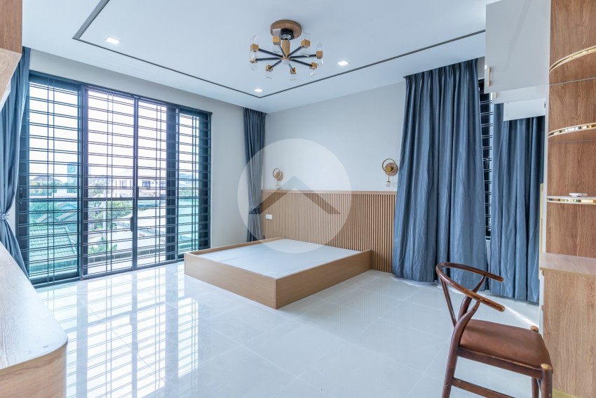 10 Bedroom Villa For Rent - Daeum Mien, Ta Khmau