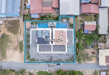 10 Bedroom Villa For Sale - Daeum Mien, Ta Khmau thumbnail